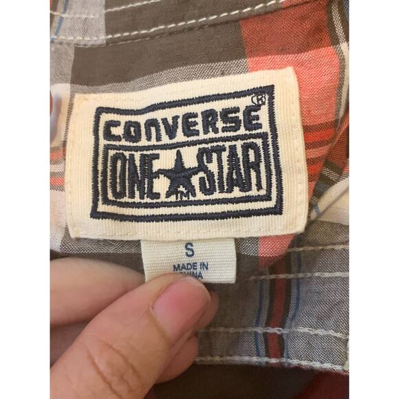 Converse men red plaid short sleeves button shirt size Small - Picture 3 of 10
